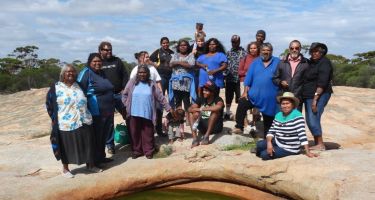 Ngadju burnt around rock holes to create open living spaces.
. Credit: Suzanne Prober, CSIRO
