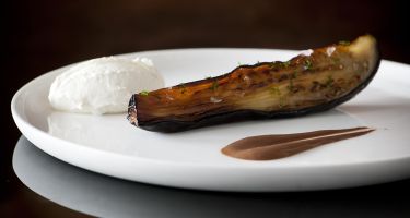 Café del Cauca—aubergine, chocolate, lime, and vanilla
. Credit: Foodpairing