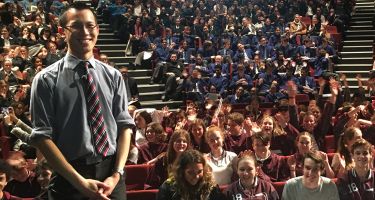 Eddie Woo with more than 700 students at UWA’s Octagon Theatre
.