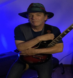 Livemusiker Gerd Hesse Livemusiker Gerd Hesse