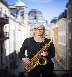 Kari Sjöstrand Kari Sjöstrand