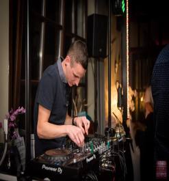 DJ KEVIN K DJ KEVIN K