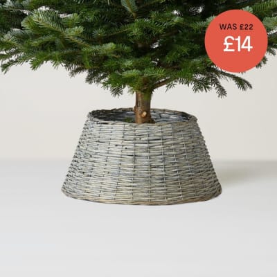 small skirt with tree