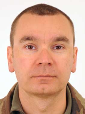 Lieutenant-colonel L.