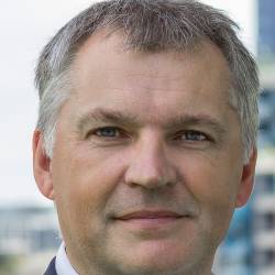 Mark R.
