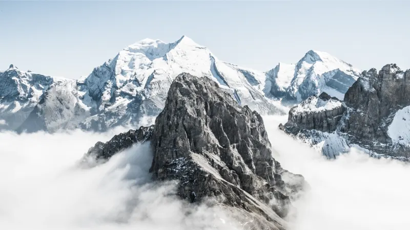 Scenic landscape demonstrating responsive image formats