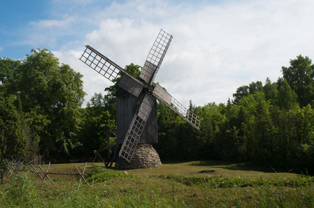 мельница Эему остров Муху Эстония