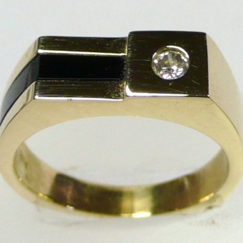 Mans Modern Onyx and Diamond Yellow Gold Ring