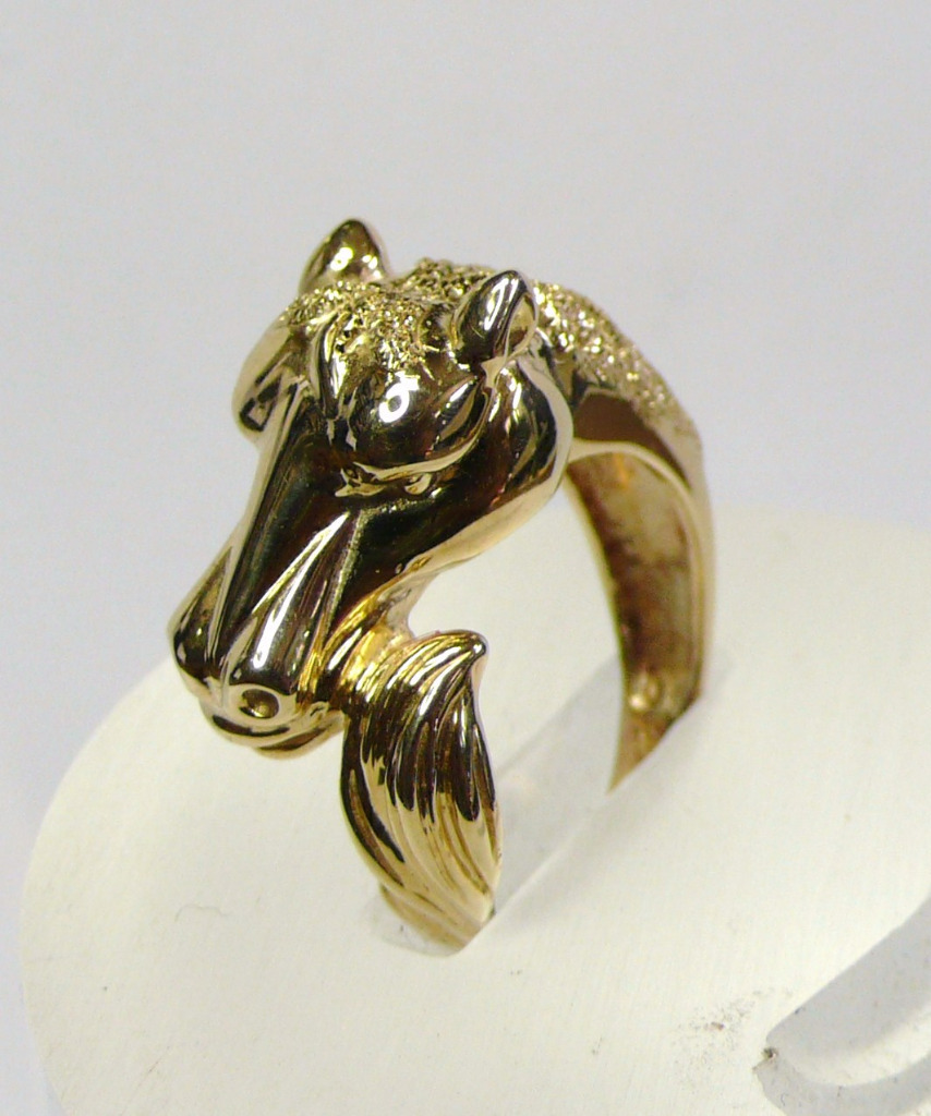 Mare Horse Head Design 14kt Yellow Gold Ring Pawn Stocker