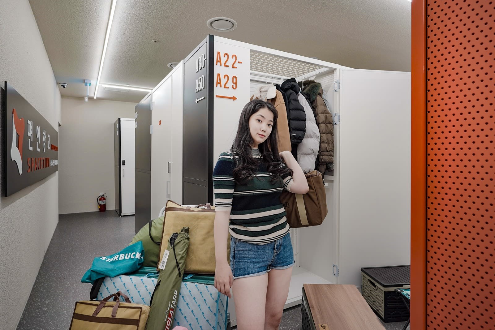 Cup ramyeon and kimbap, the convenience-store snacks eaten in KPop Demon Hunters, 셀프스토리지 추천