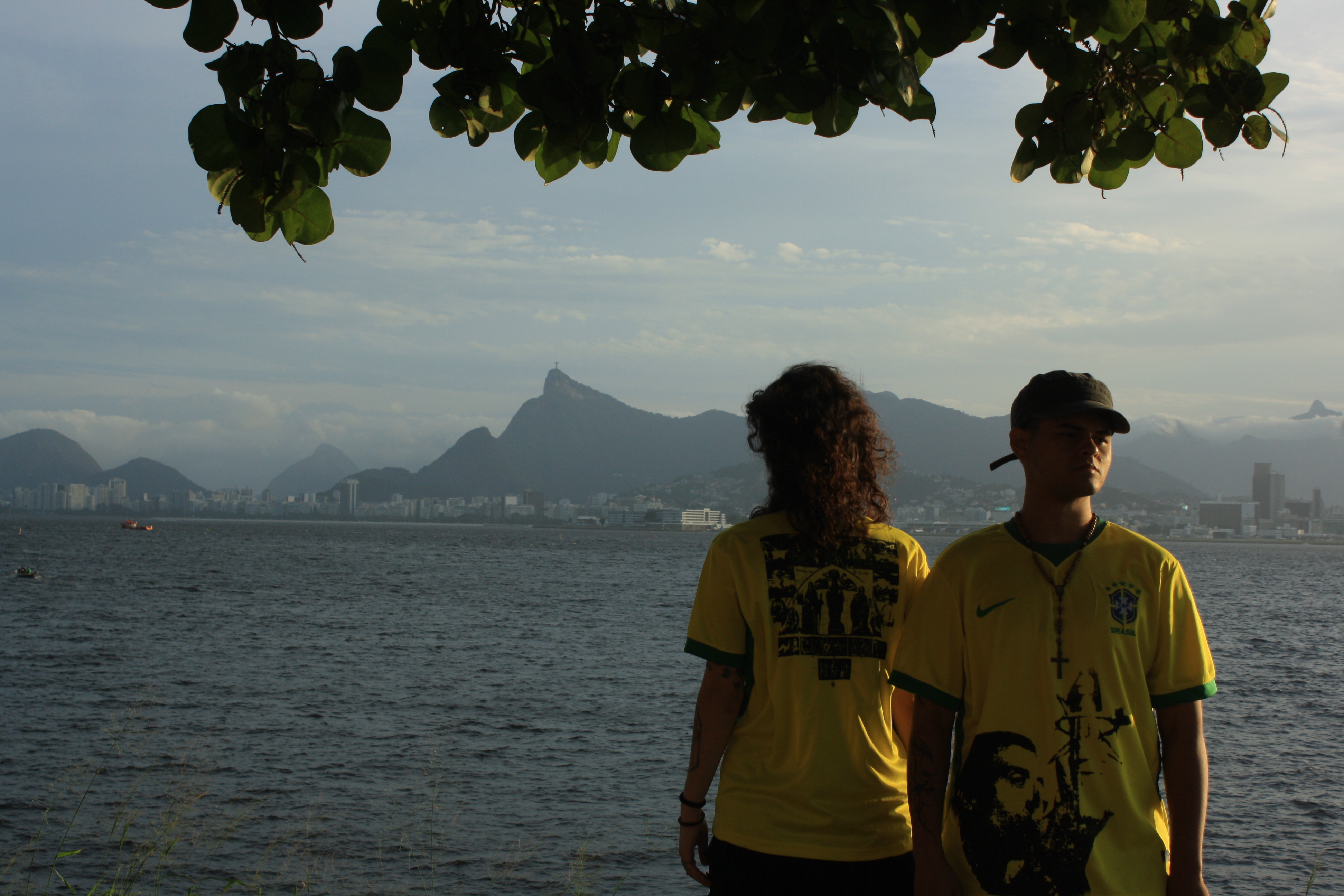 Tropikal — moda independente brasileira