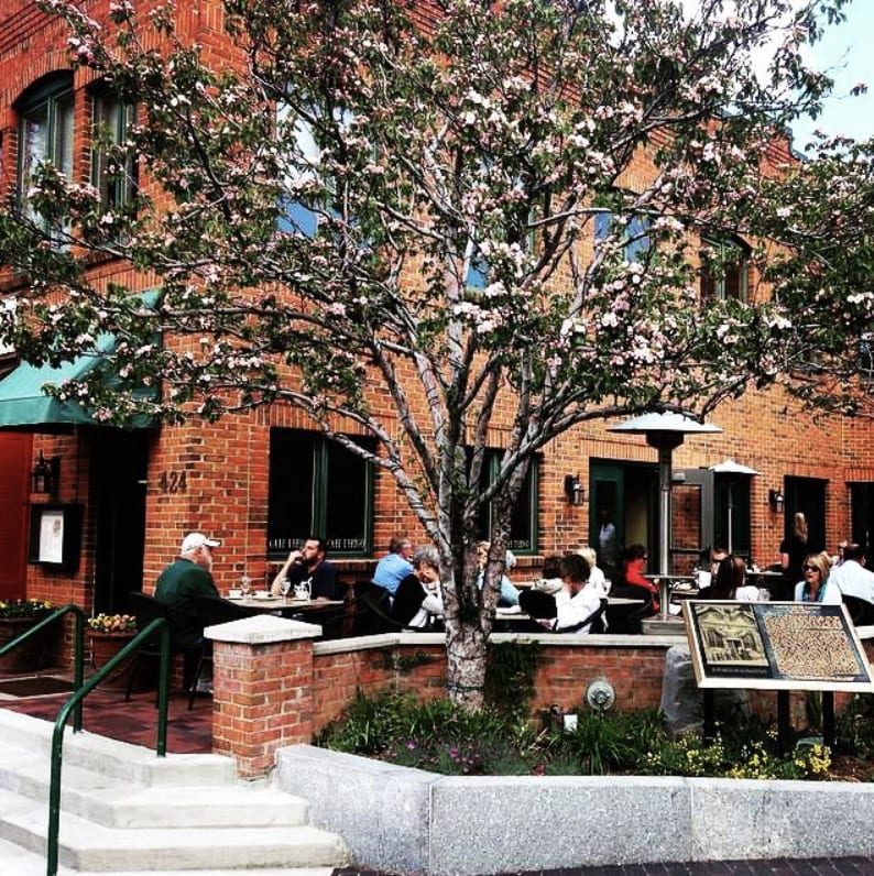 Cafe Terigo Exterior Summer