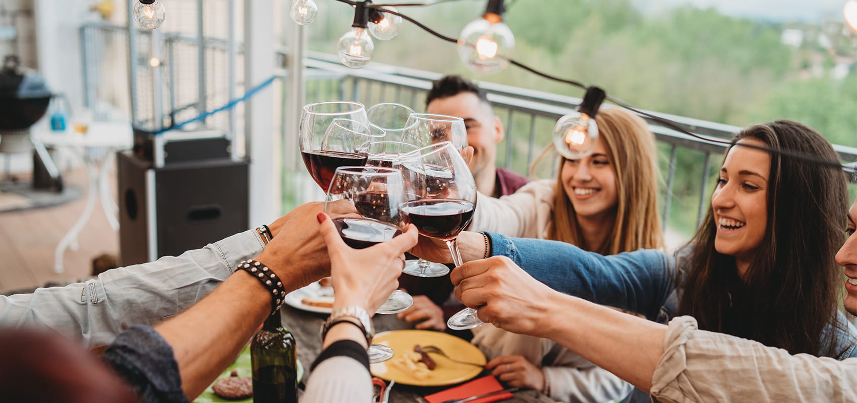 Enjoy Spring Weather with Outdoor Dining in Park City Image