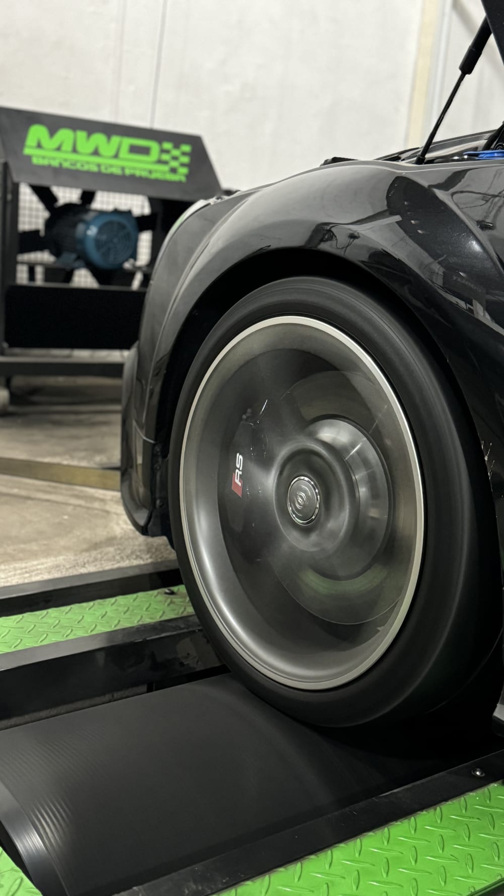 Trabajo e instalaciones de PS Performance, fotografía 3