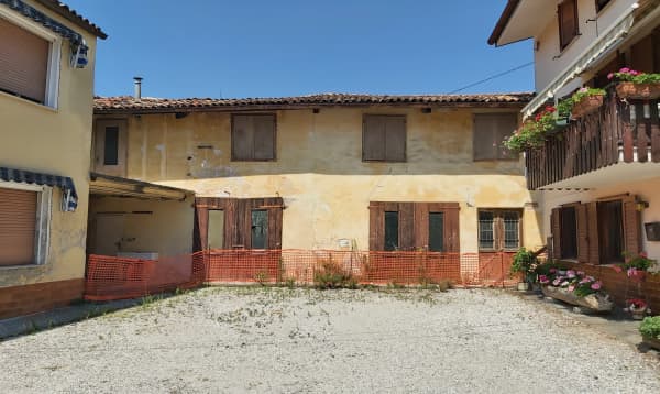 Rustico da ristrutturare