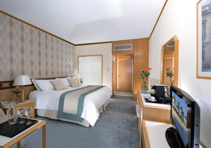Pioneer Beach Hotel