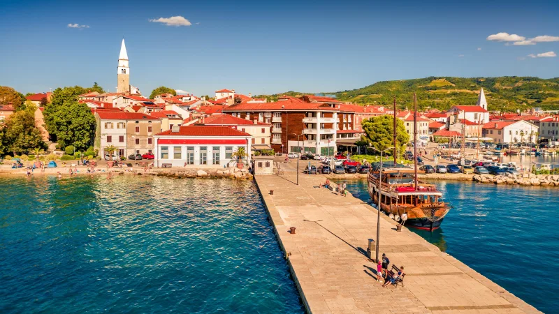 Izola