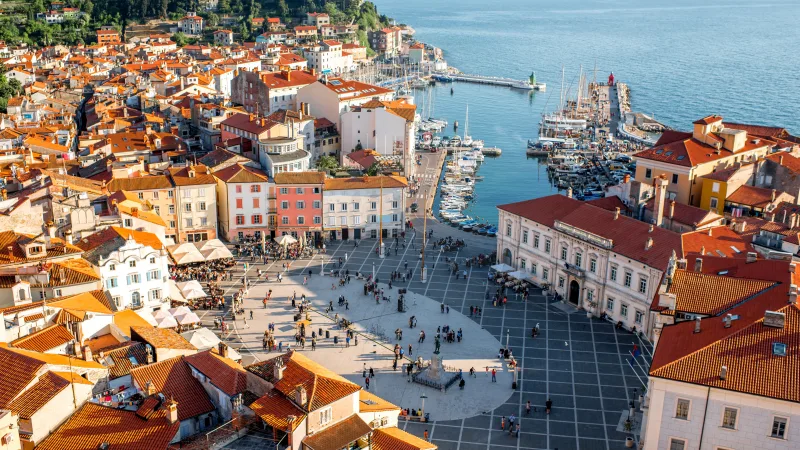 Piran og hovedtorget Tartini