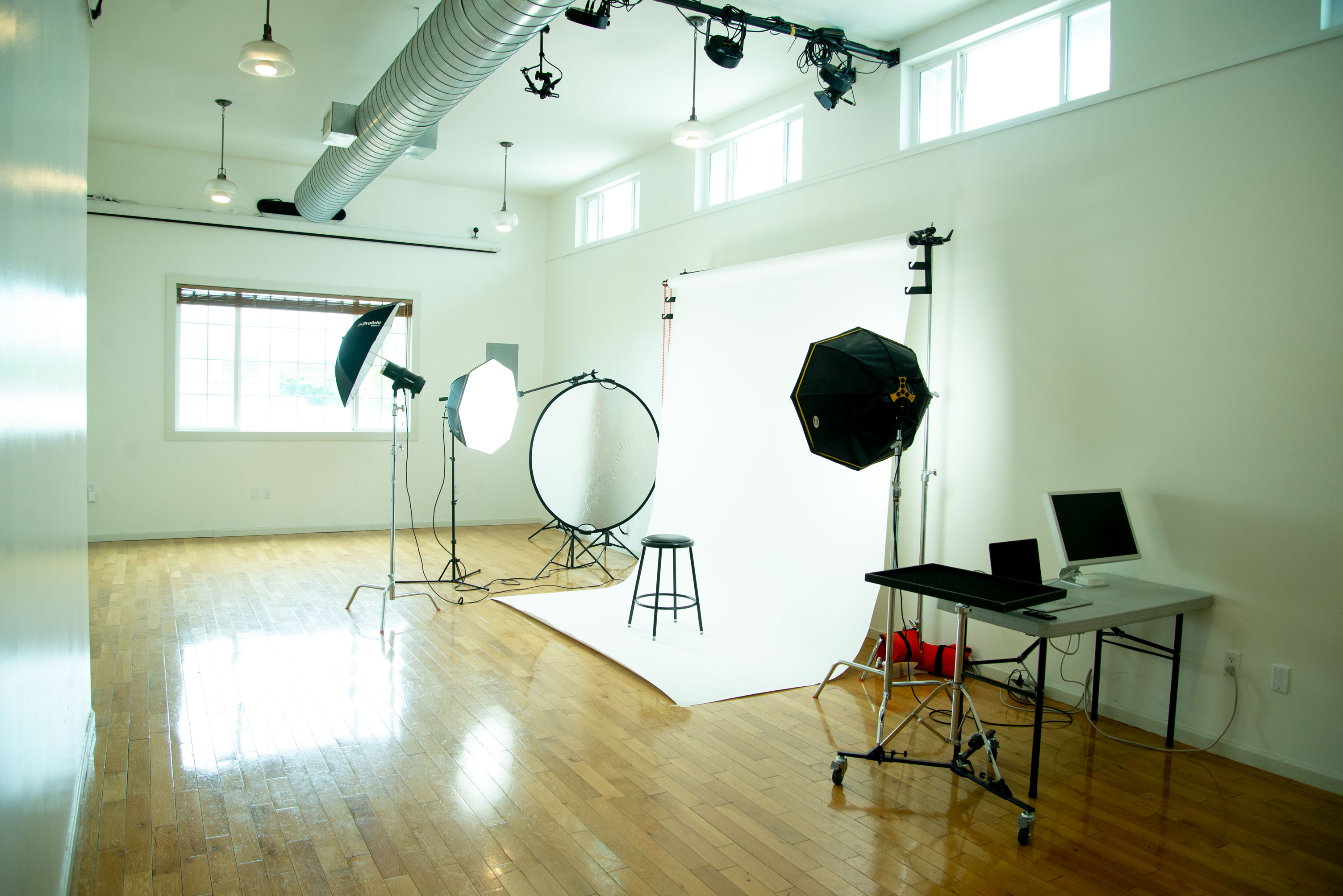 Large and Bright Photo/Video Studio in Greenpoint!, Brooklyn, NY |  Production | Peerspace