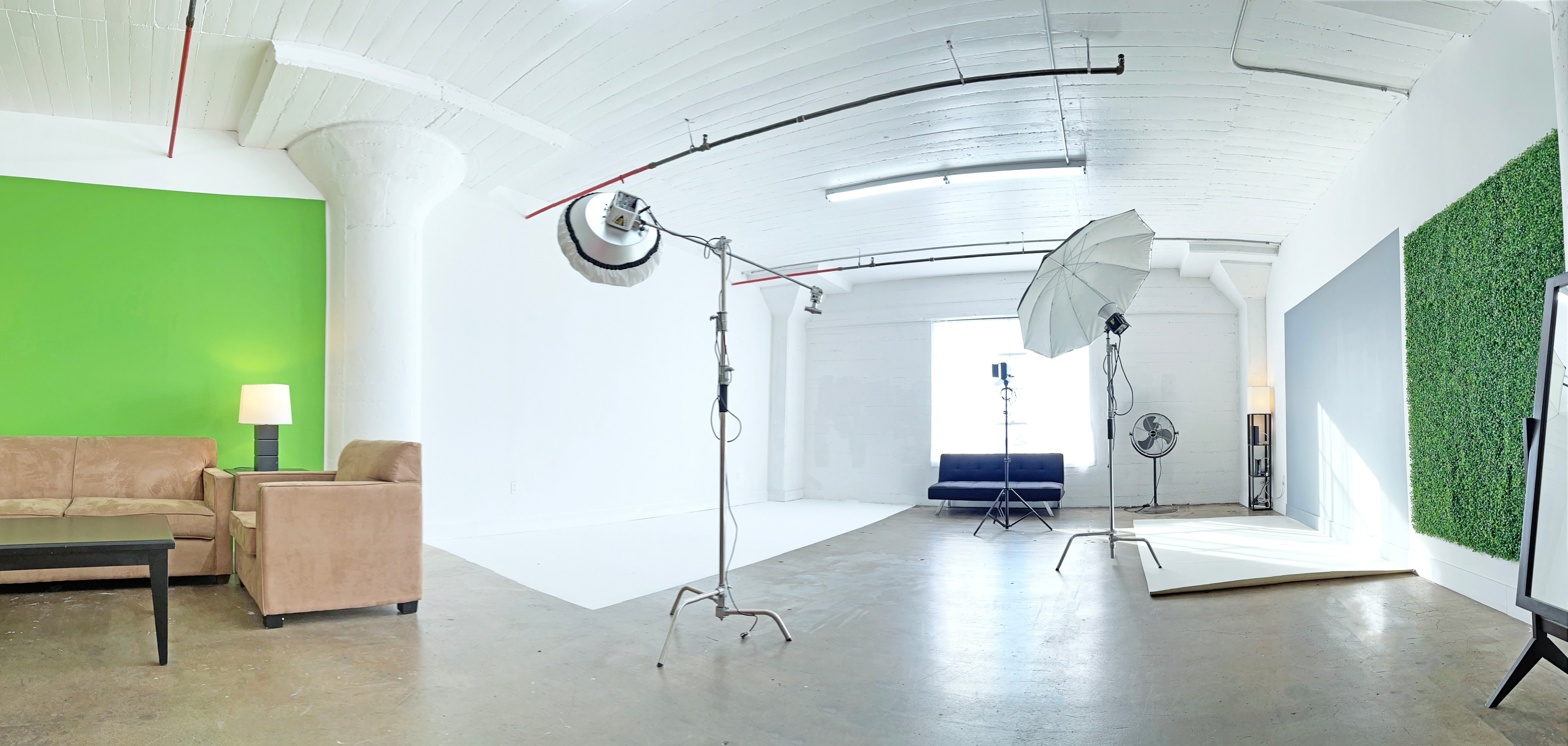 Large Professional Studio with Natural Light