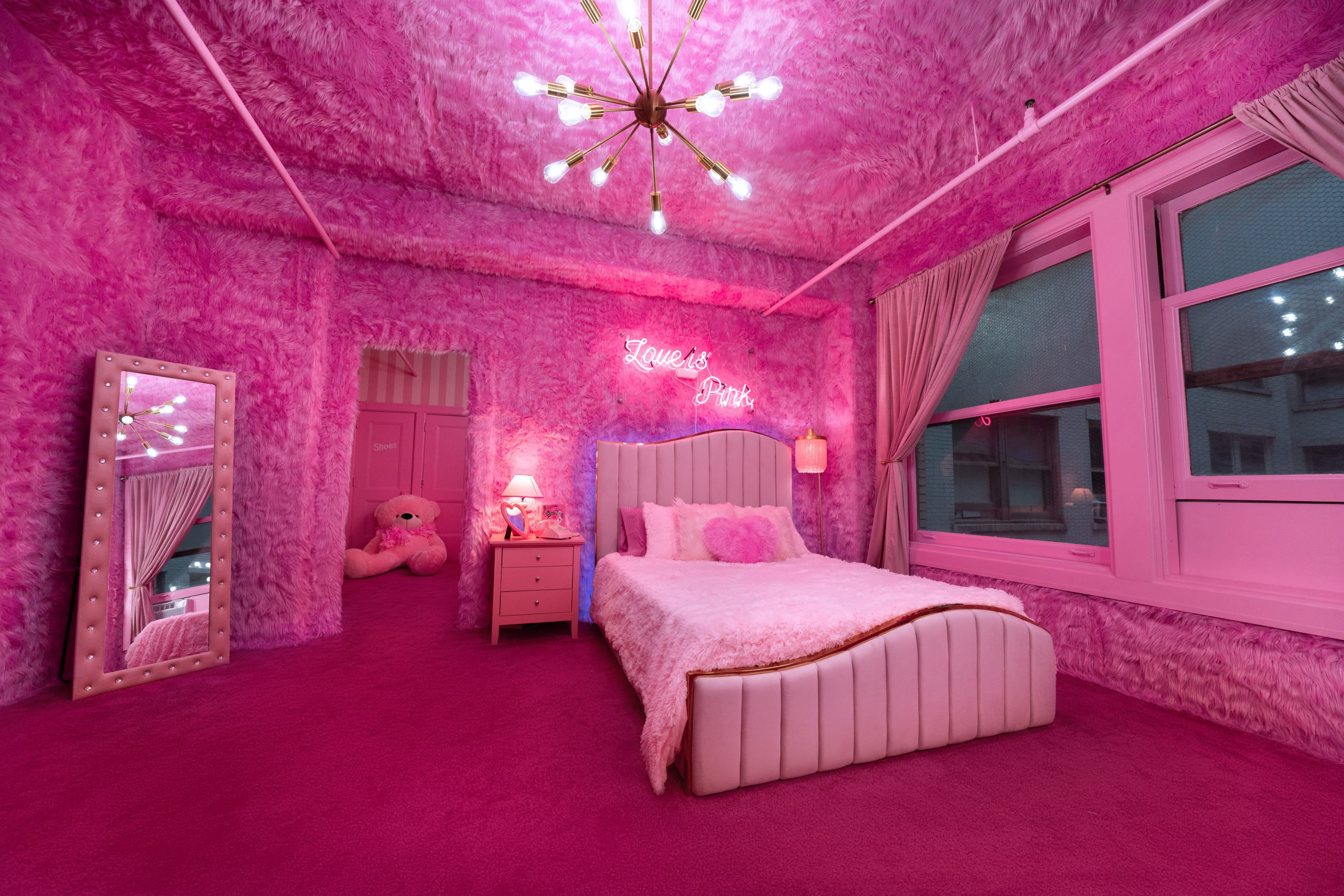 Dreamy Pink Aesthetic Room Ideas Peerspace Atelier Yuwa Ciao Jp