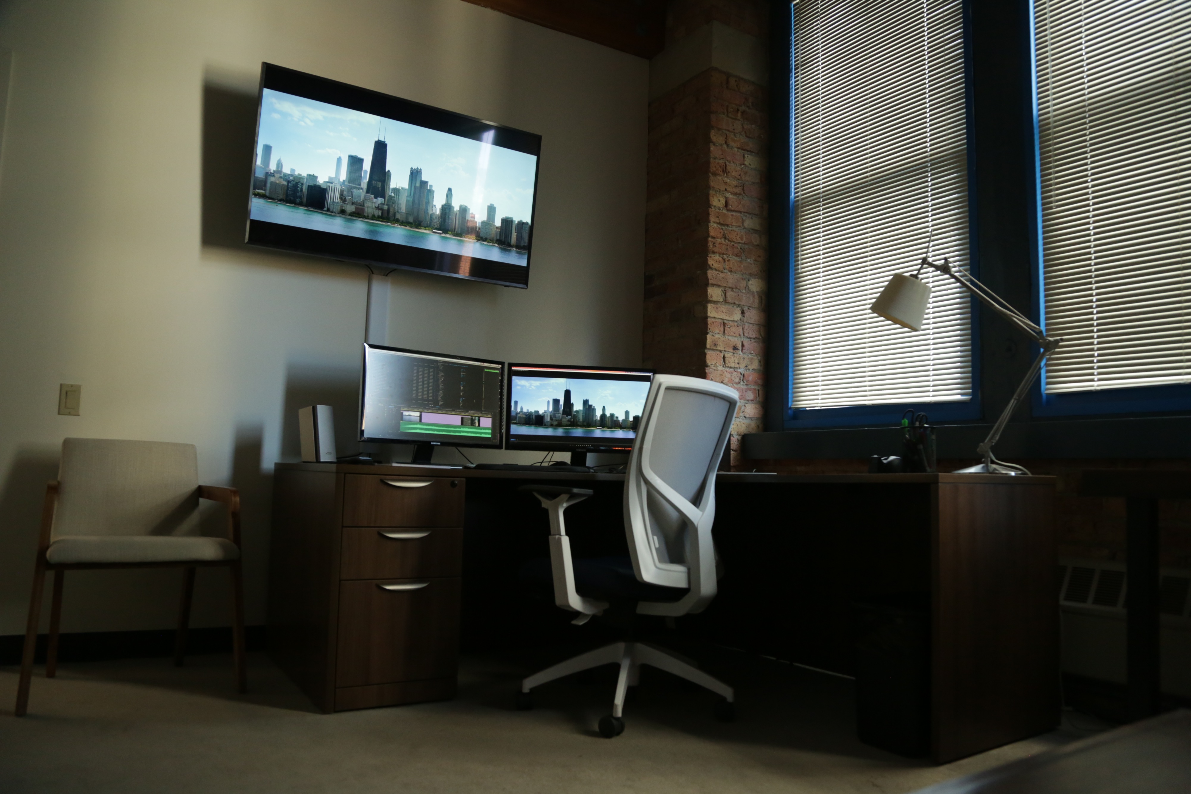 Urban Private Office And Edit Suite In River North Chicago Il