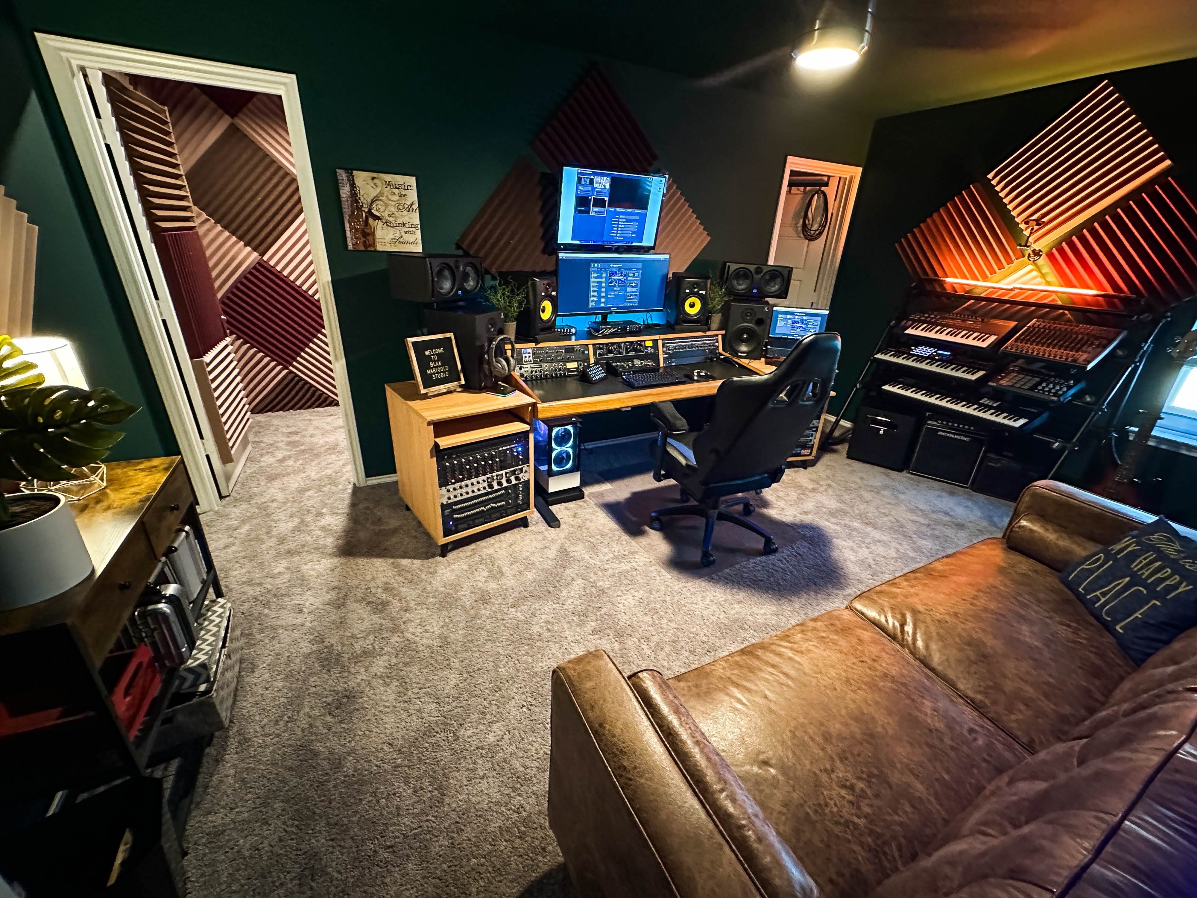 Modern Music Studio 