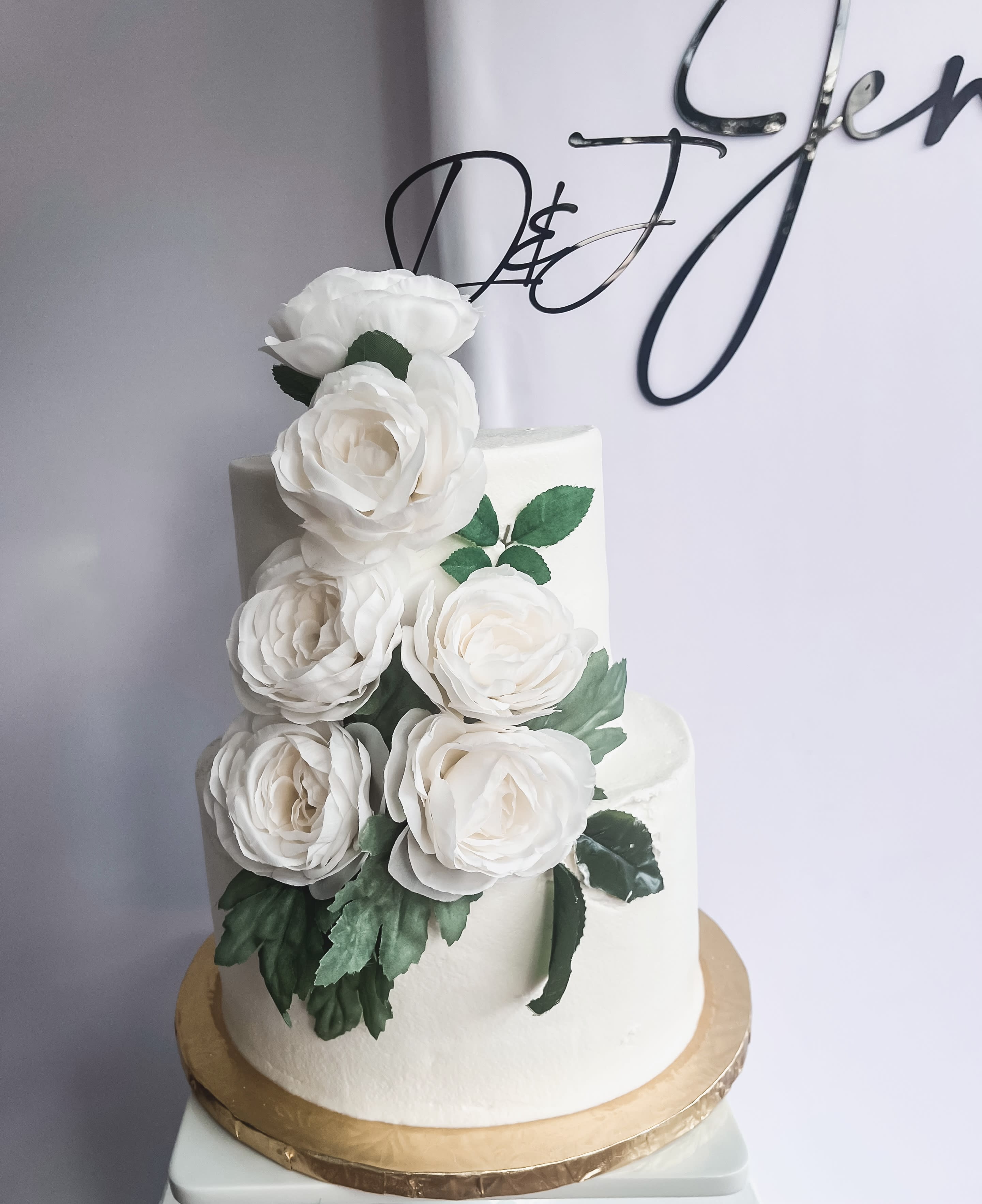 Cakes - Pond Hill Pavilion - Albany Wedding Venue - On-site Wedding Baking  - Cakes - Cupcakes - Pops — Pond Hill Pavilion Wedding Venue