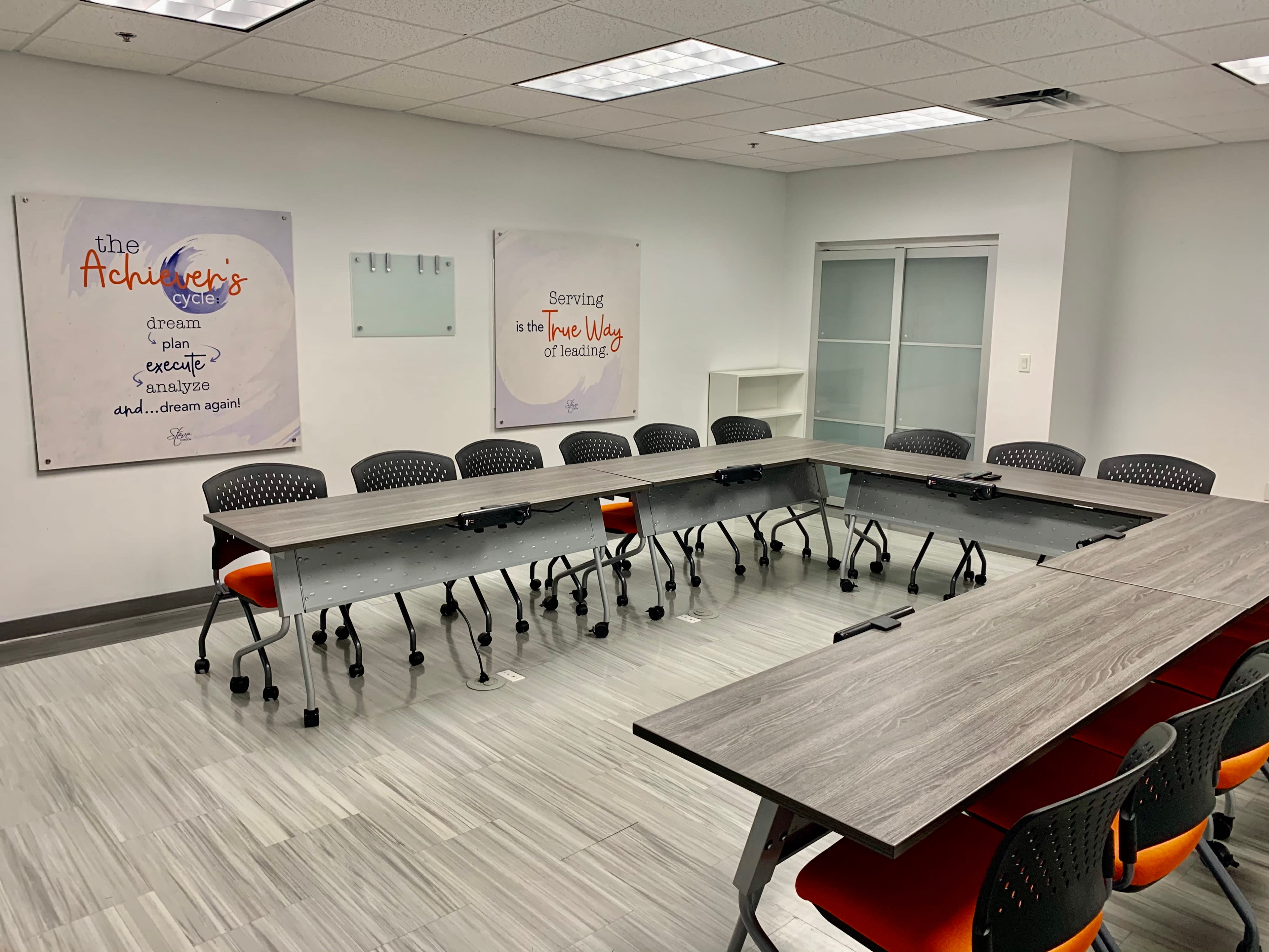 Modern Meeting / Training Room in Doral, MIAMI, FL | Off-Site ...