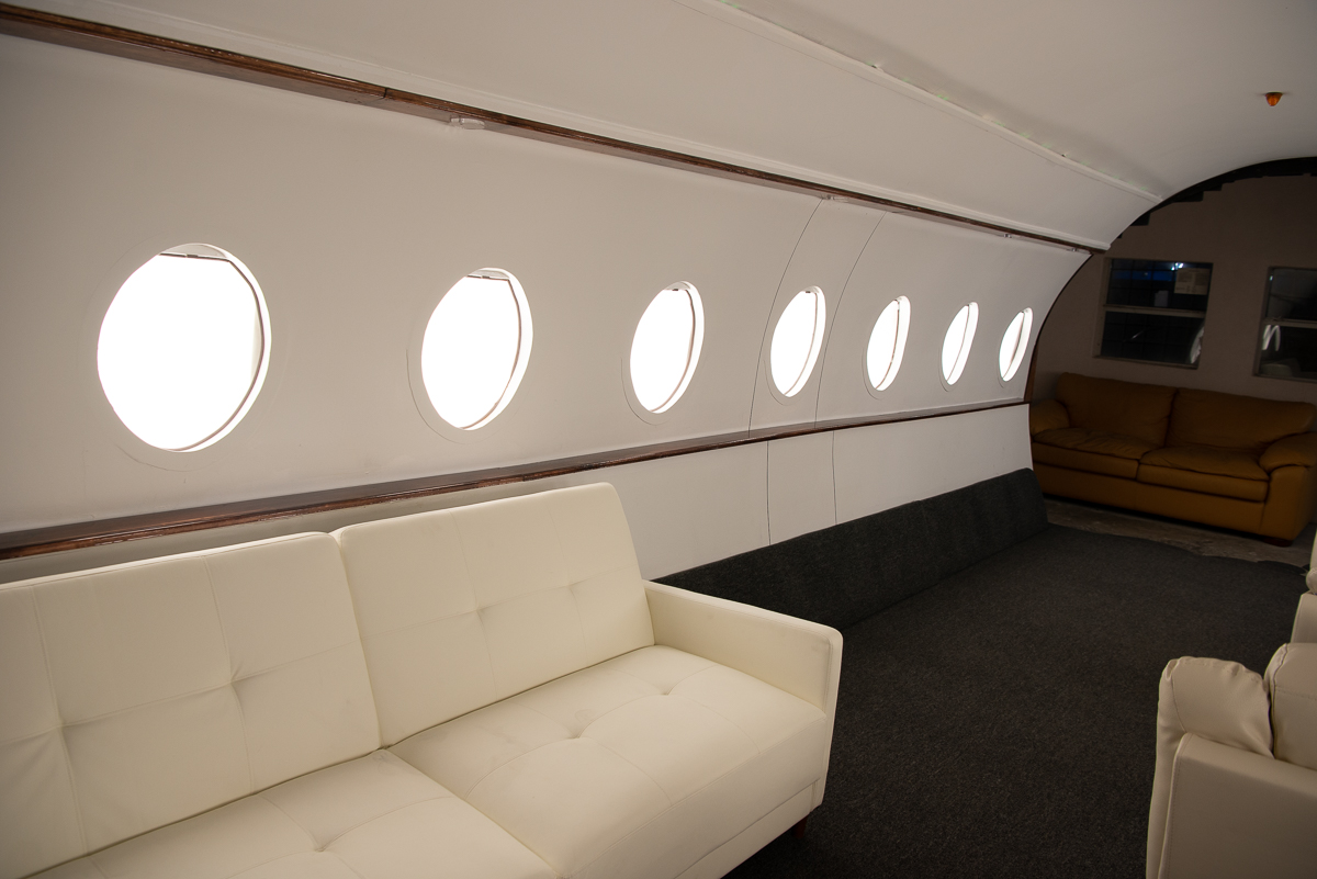 Unique Private Jet Studio Featured In Many Magazines And Music Videos Available For Photo Video Shoots With Free Parking Olympic 4 Los Angeles Ca Production Peerspace