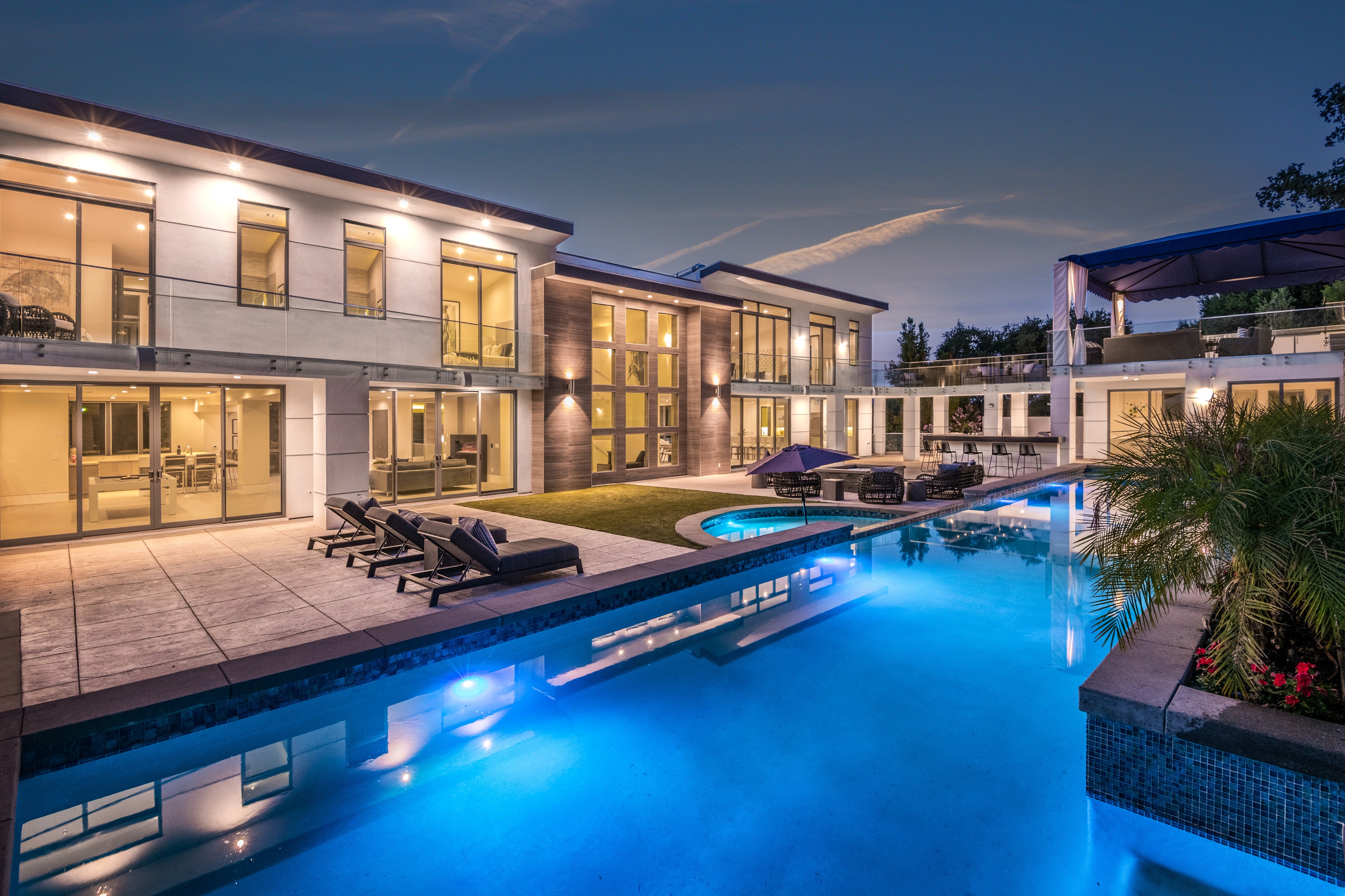 Ultra modern huge mansion with pool and tennis encino ca off site peerspace