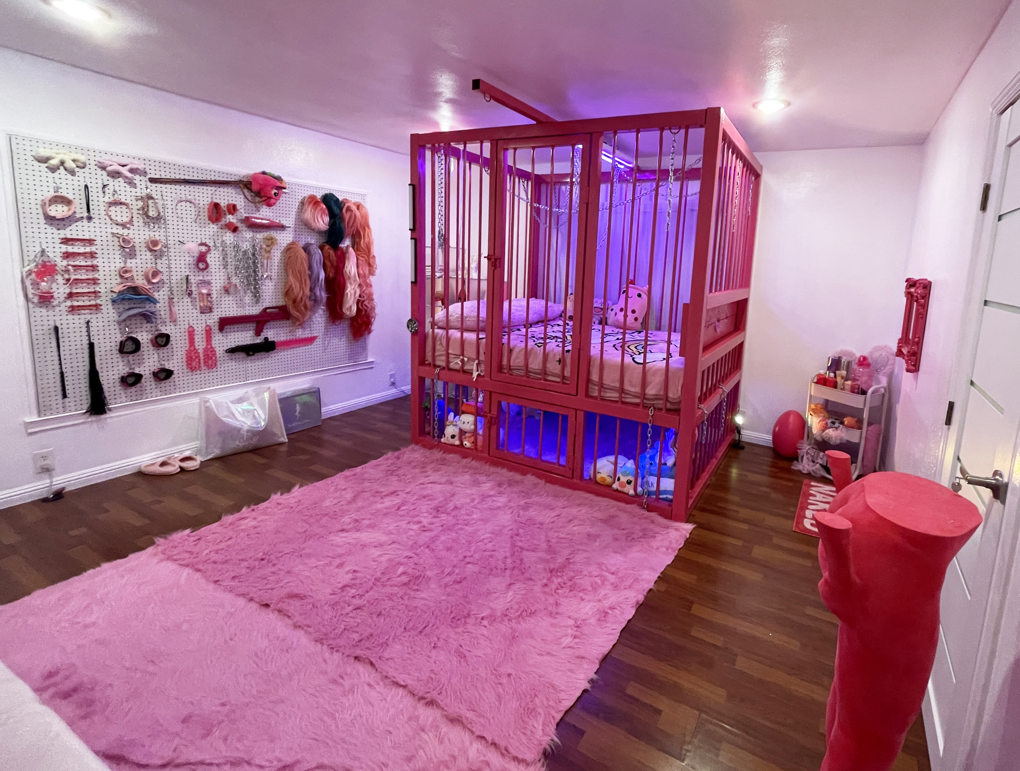 The Upper Floor Kink Review Home Co