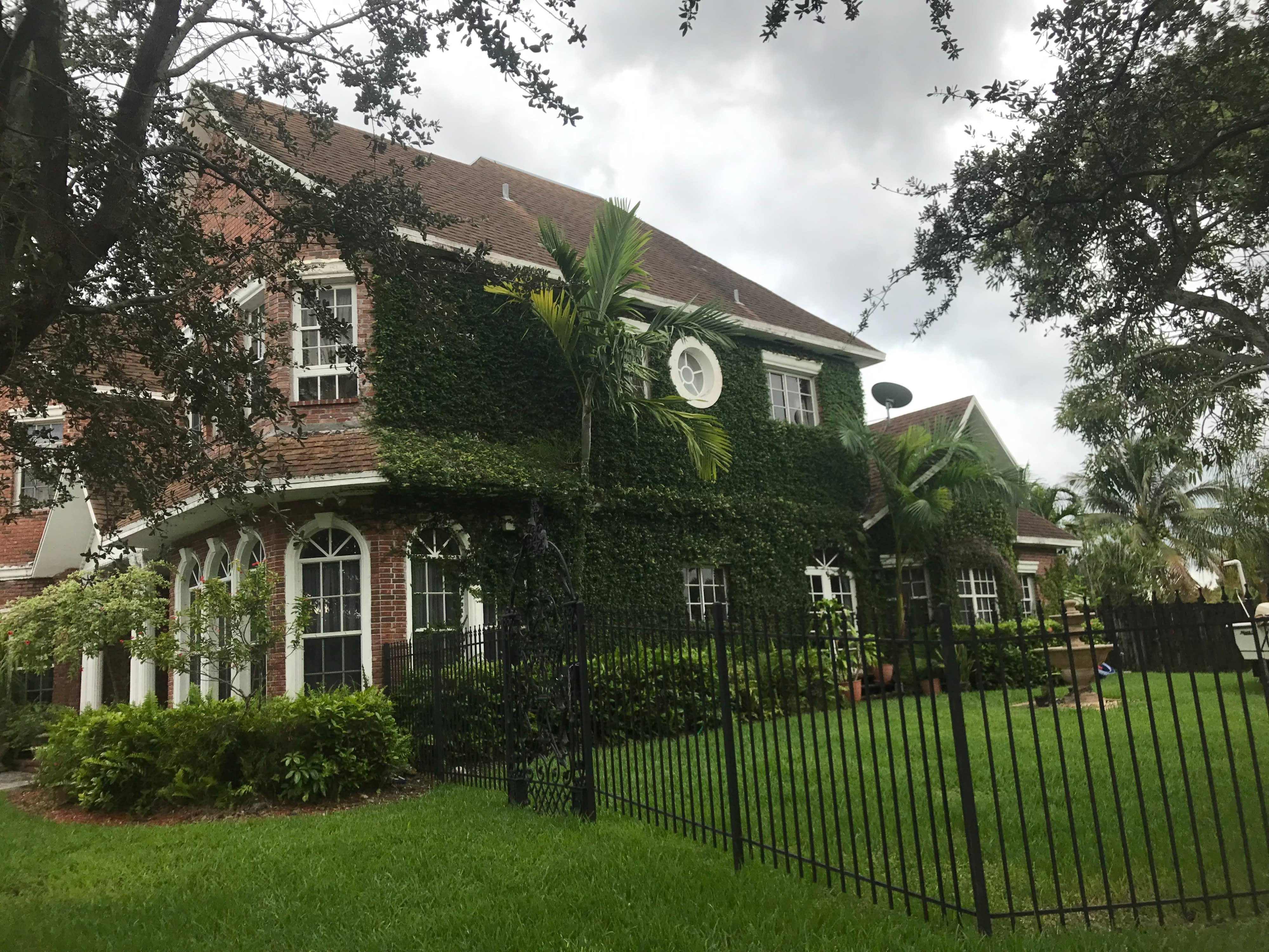 english manor style homes