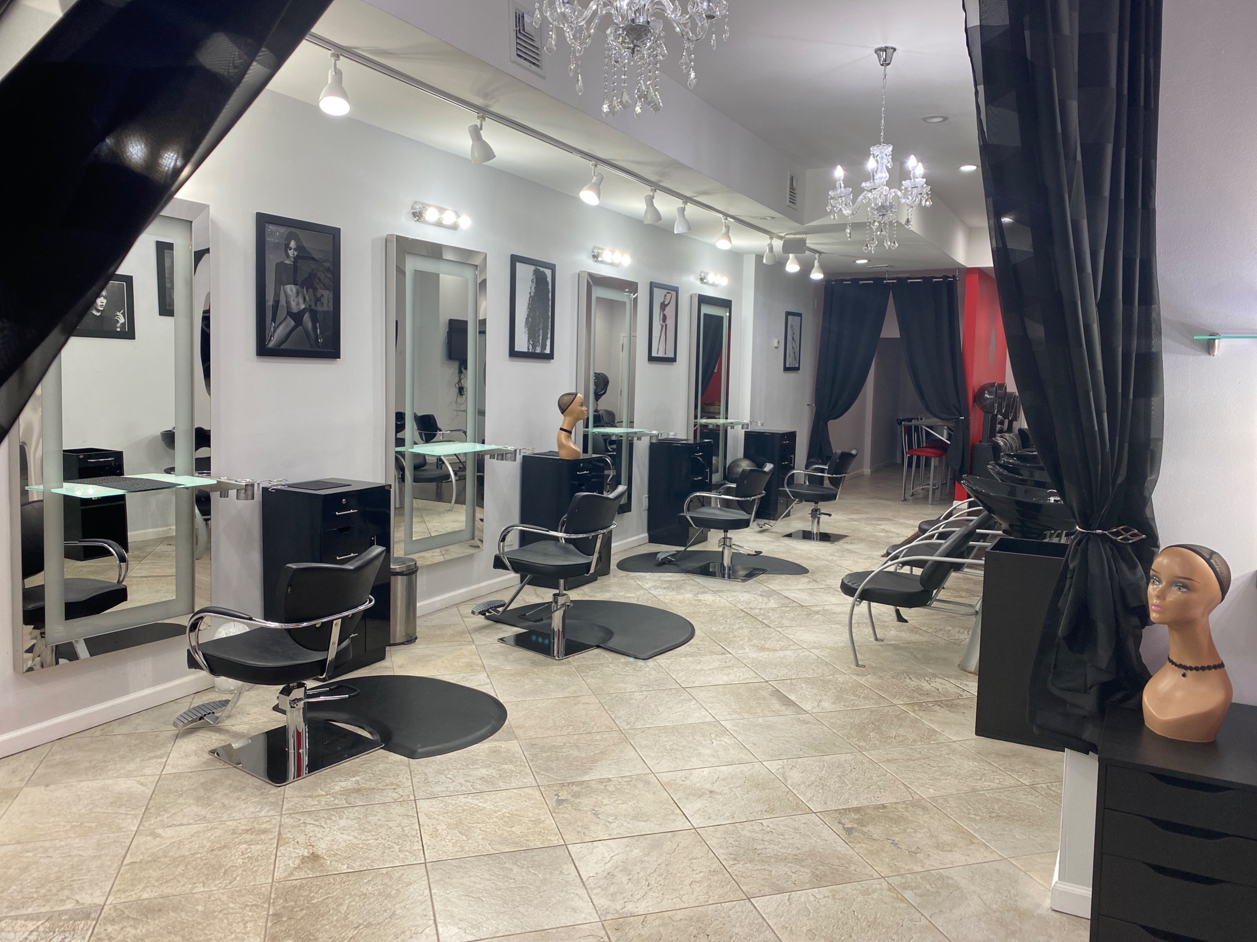 Salon in Residential area In Long Island, North Baldwin, NY | Production |  Peerspace