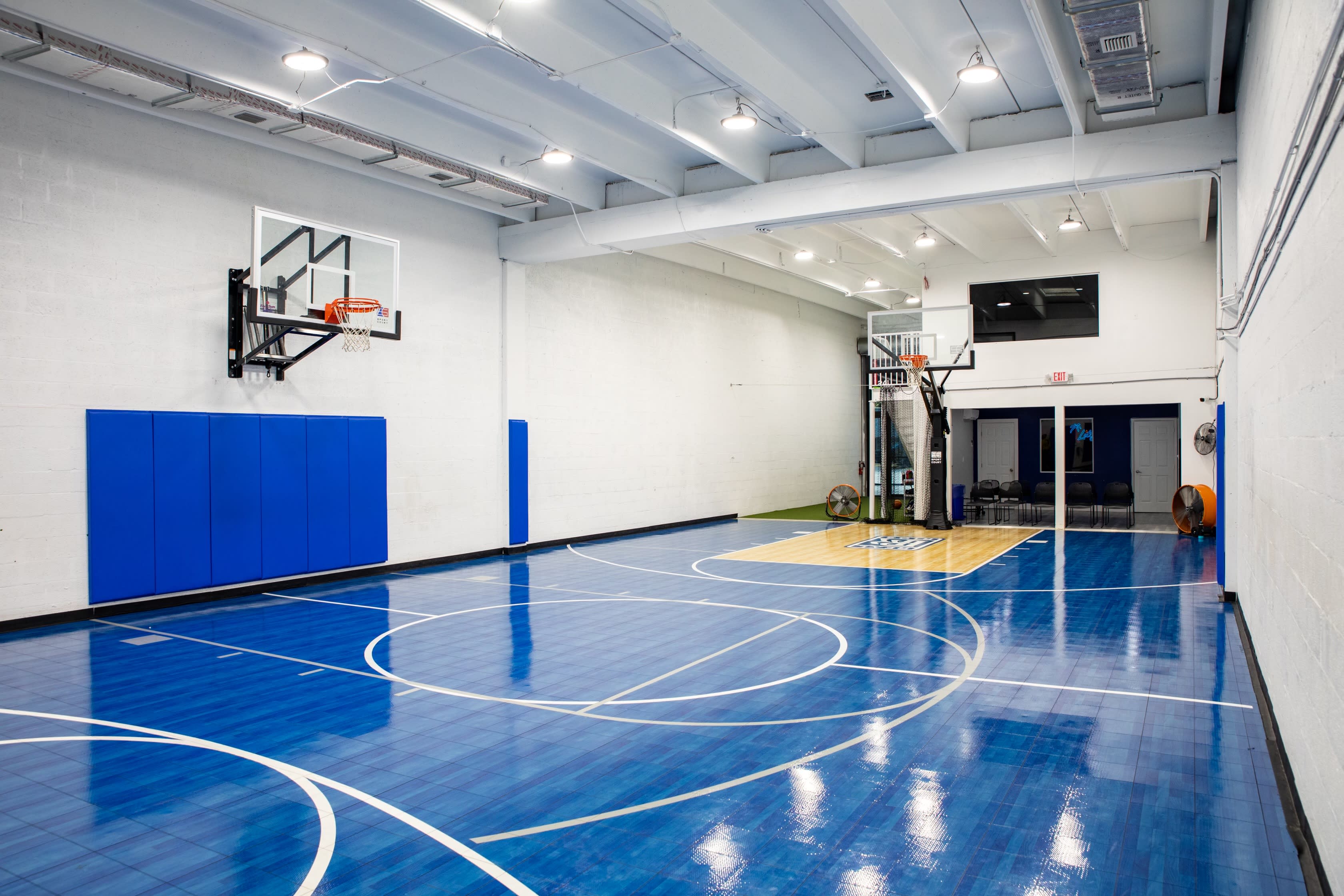 Cool Indoor Basketball Courts