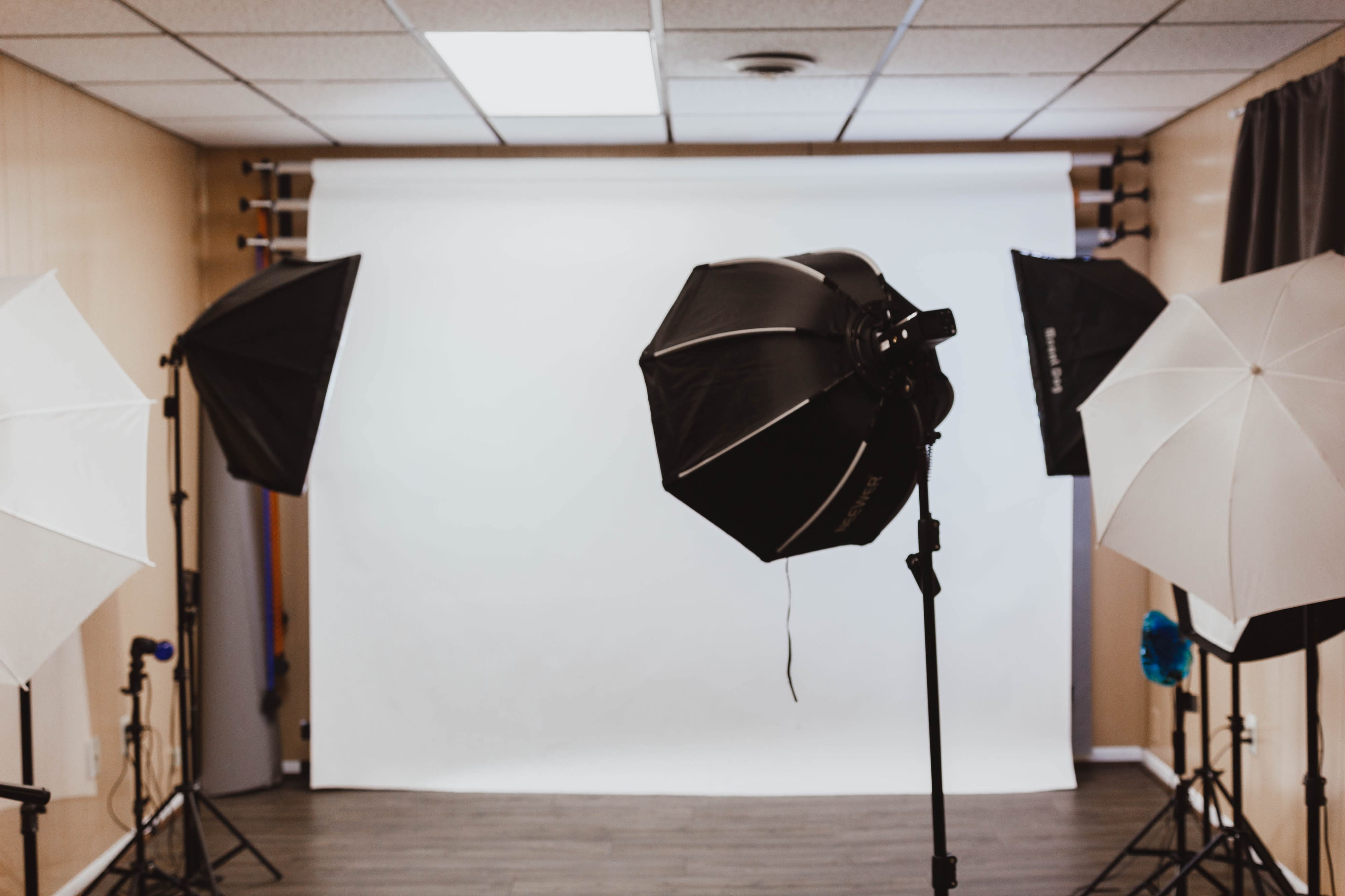 Everything You Need to Know About Using a Ring Light for Photography -  Peerspace