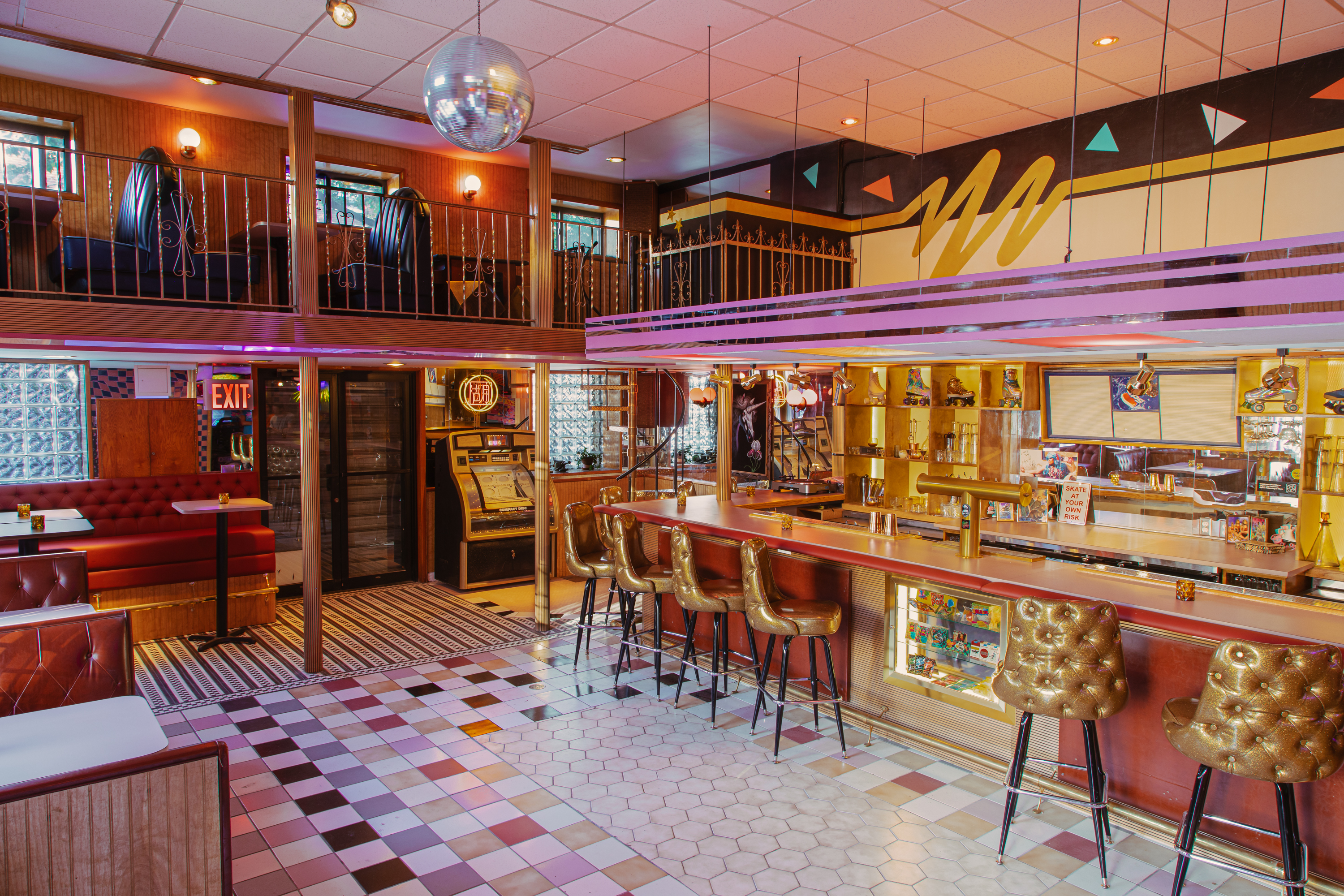 Uitbeelding merknaam Negen Vintage Retro Bar/Restaurant in Brooklyn, Brooklyn, NY | Production |  Peerspace