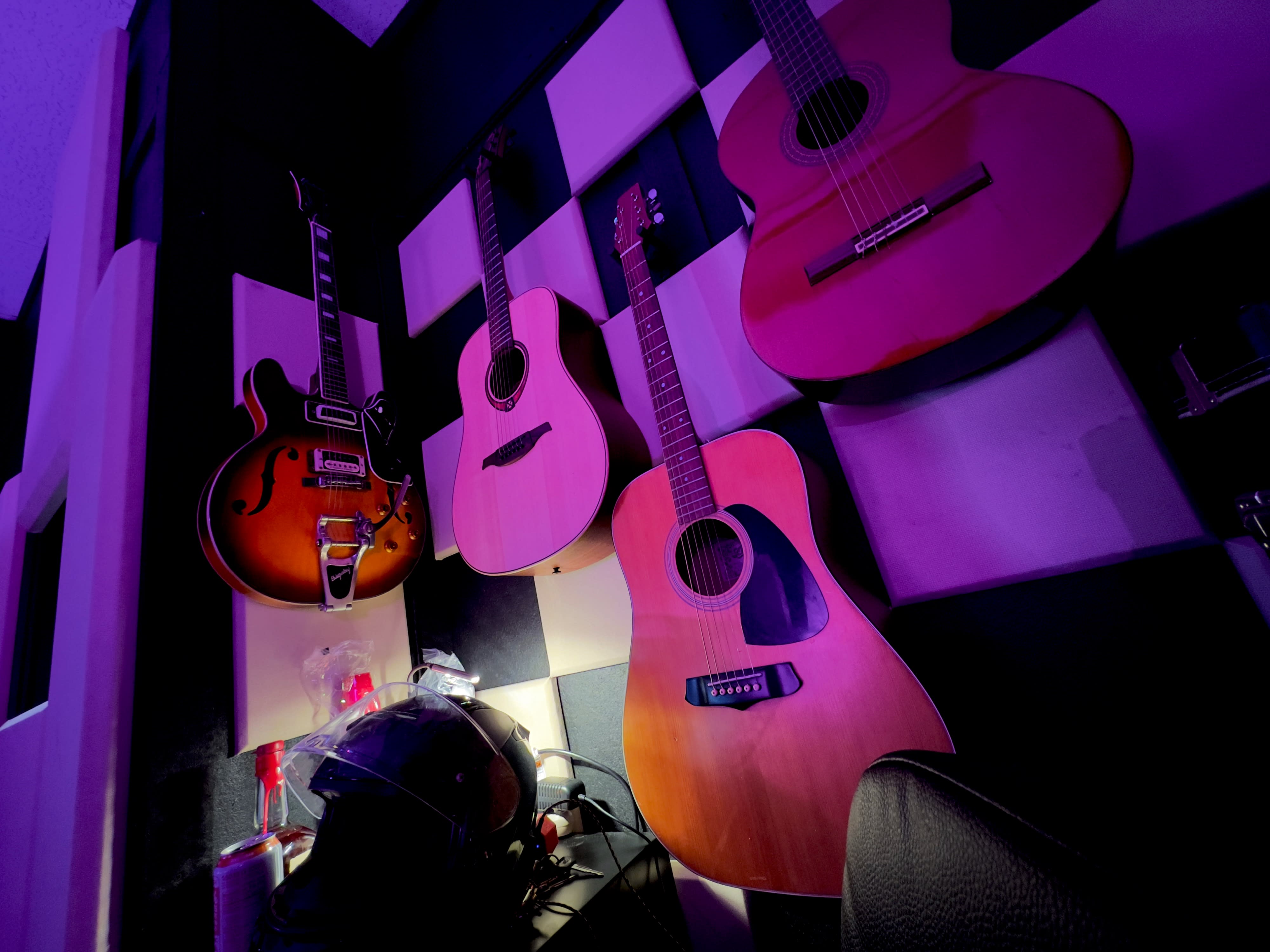 Vibey Burbank Music Production Studio, Burbank, CA | Production | Peerspace Vibey Burbank Music Production Studio, Burbank, CA | Production | Peerspace