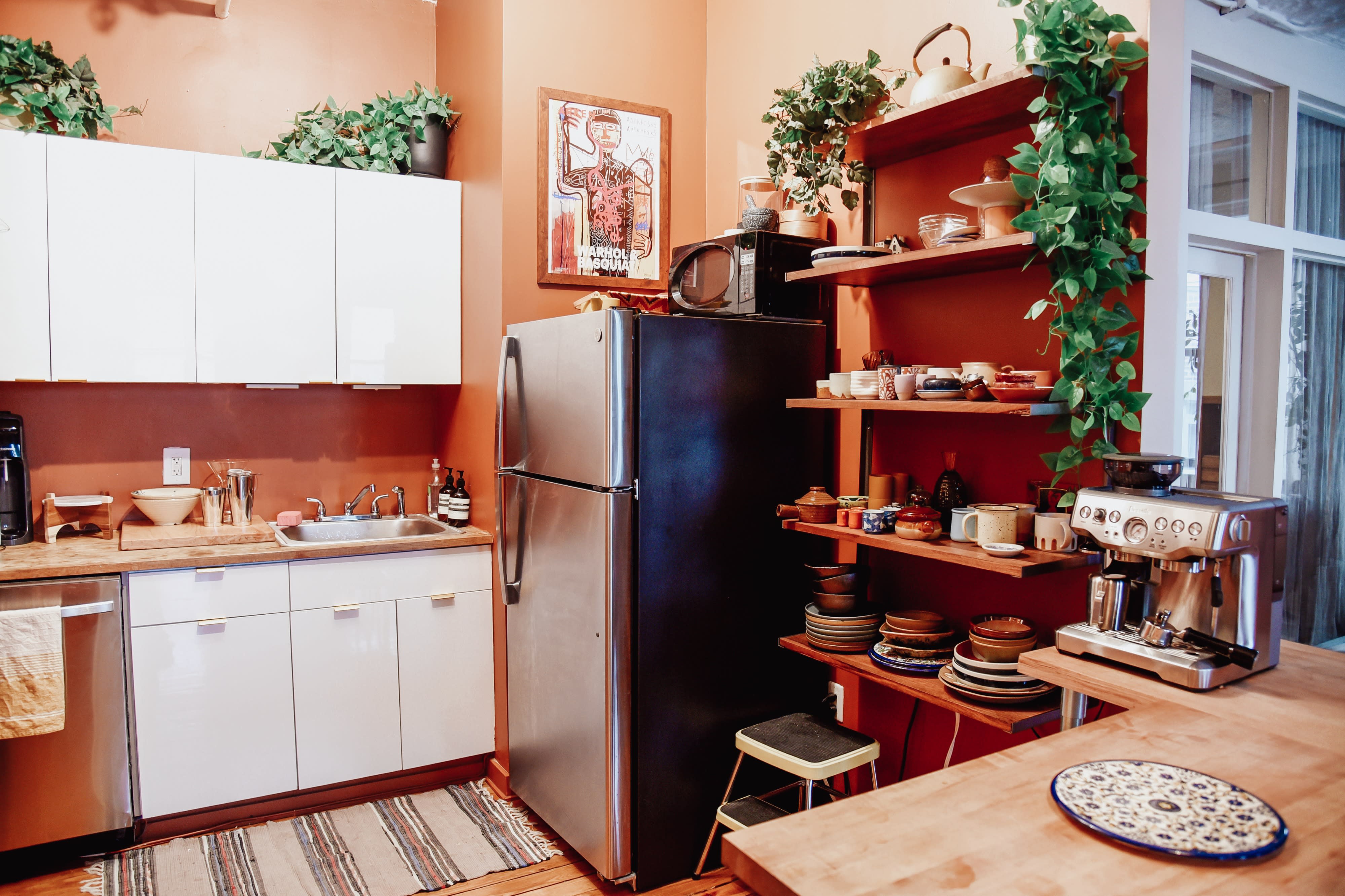 A Pasadena Loft Apartment Kitchen Gets a New Look - Cozy • Stylish • Chic