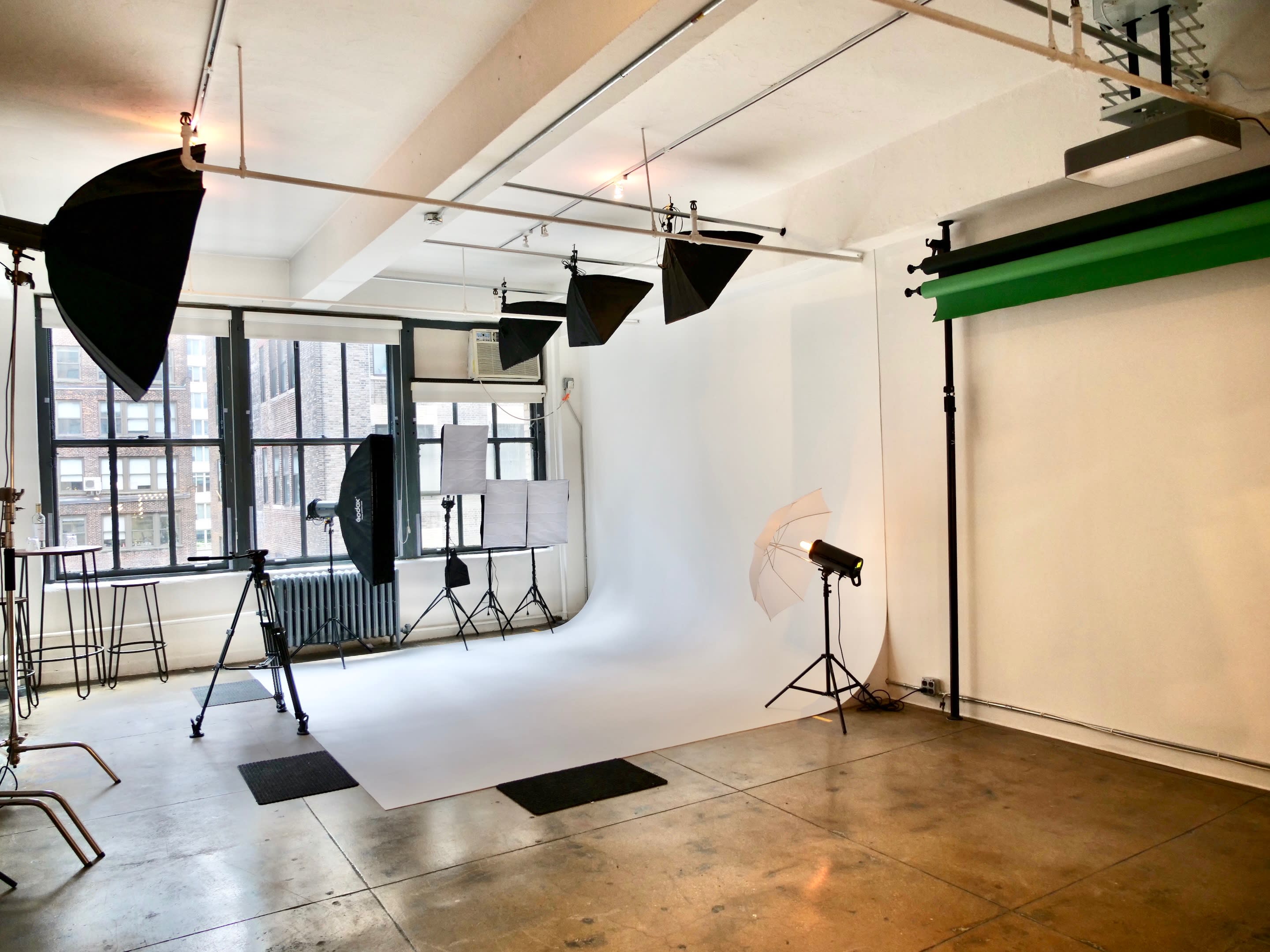 Midtown Manhattan Photo Studio with Cyclorama & 4K Video Wall, New York, NY  | Production | Peerspace