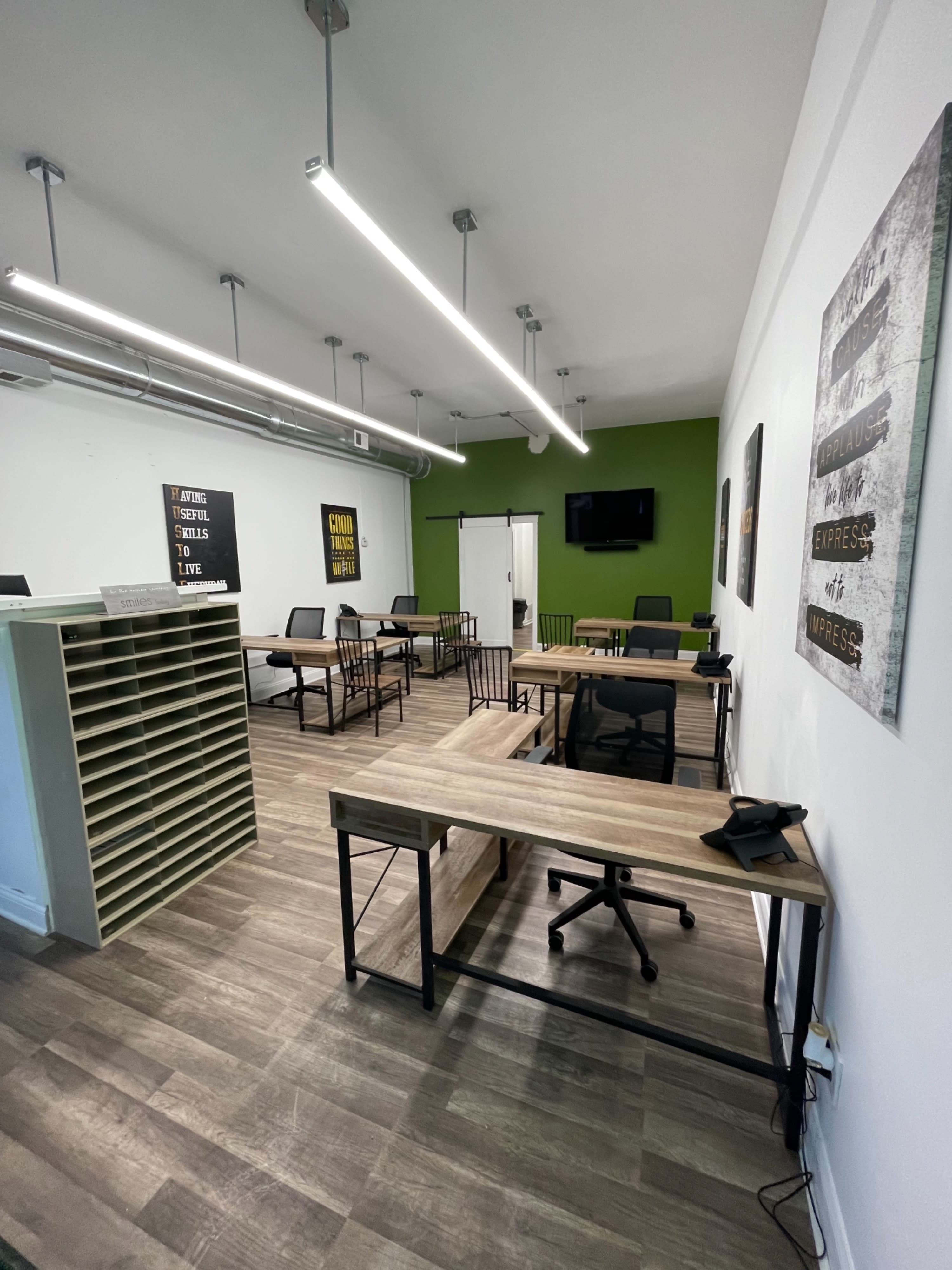 Austin Community Near Oak Park CoWorking Space, Chicago, IL | Off-Site |  Peerspace