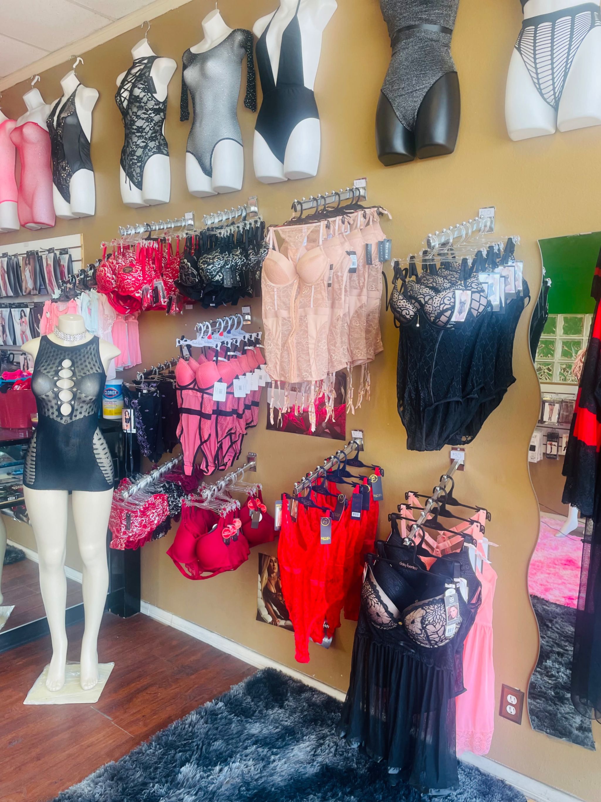 Luxury Lingerie boutique with View, Inglewood, CA, Production