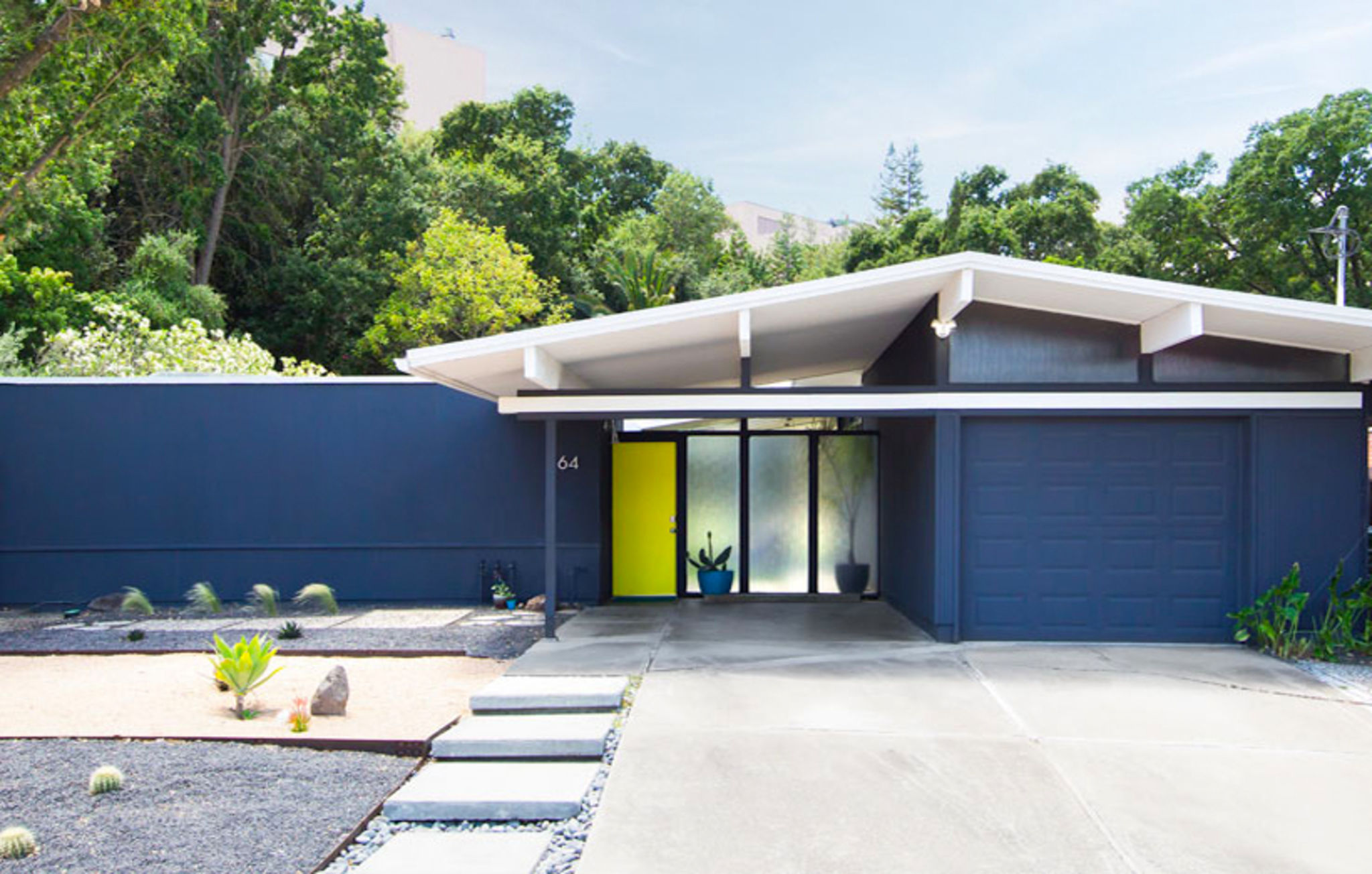 Mid Century Modern Home Open Kitchen Atrium Floor To Ceiling