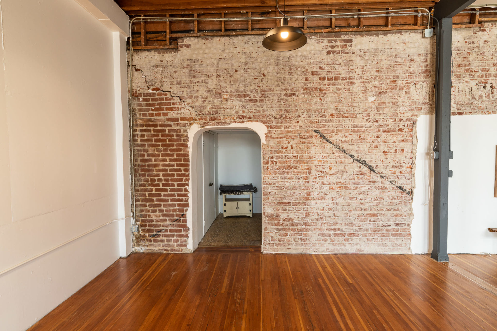 ARTIST LOFT ::: LOS ANGELES, CA ::: COMPARE RATES