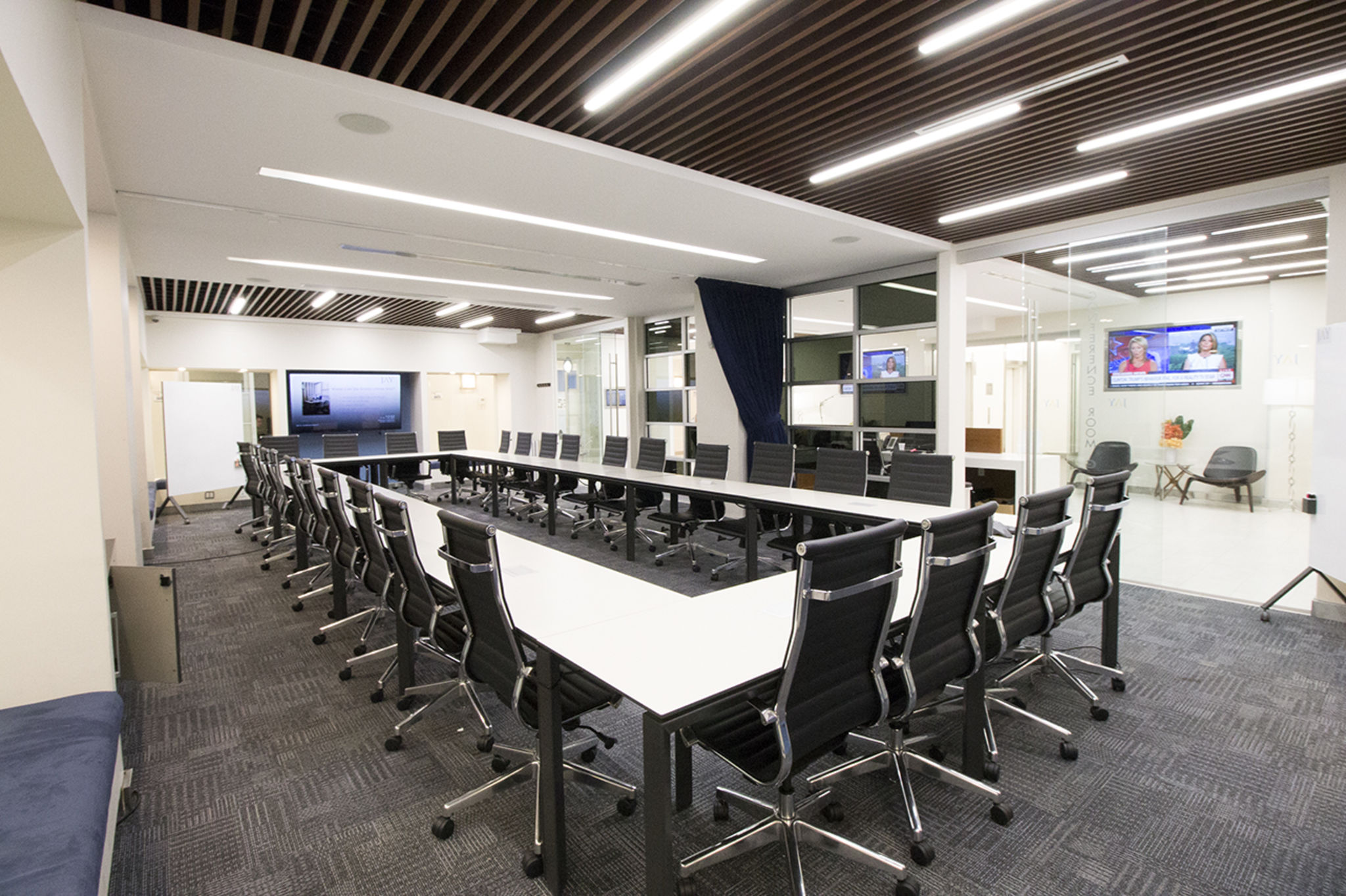 100 Conference Room Design Novotel Bangkok Sukhumvit 20