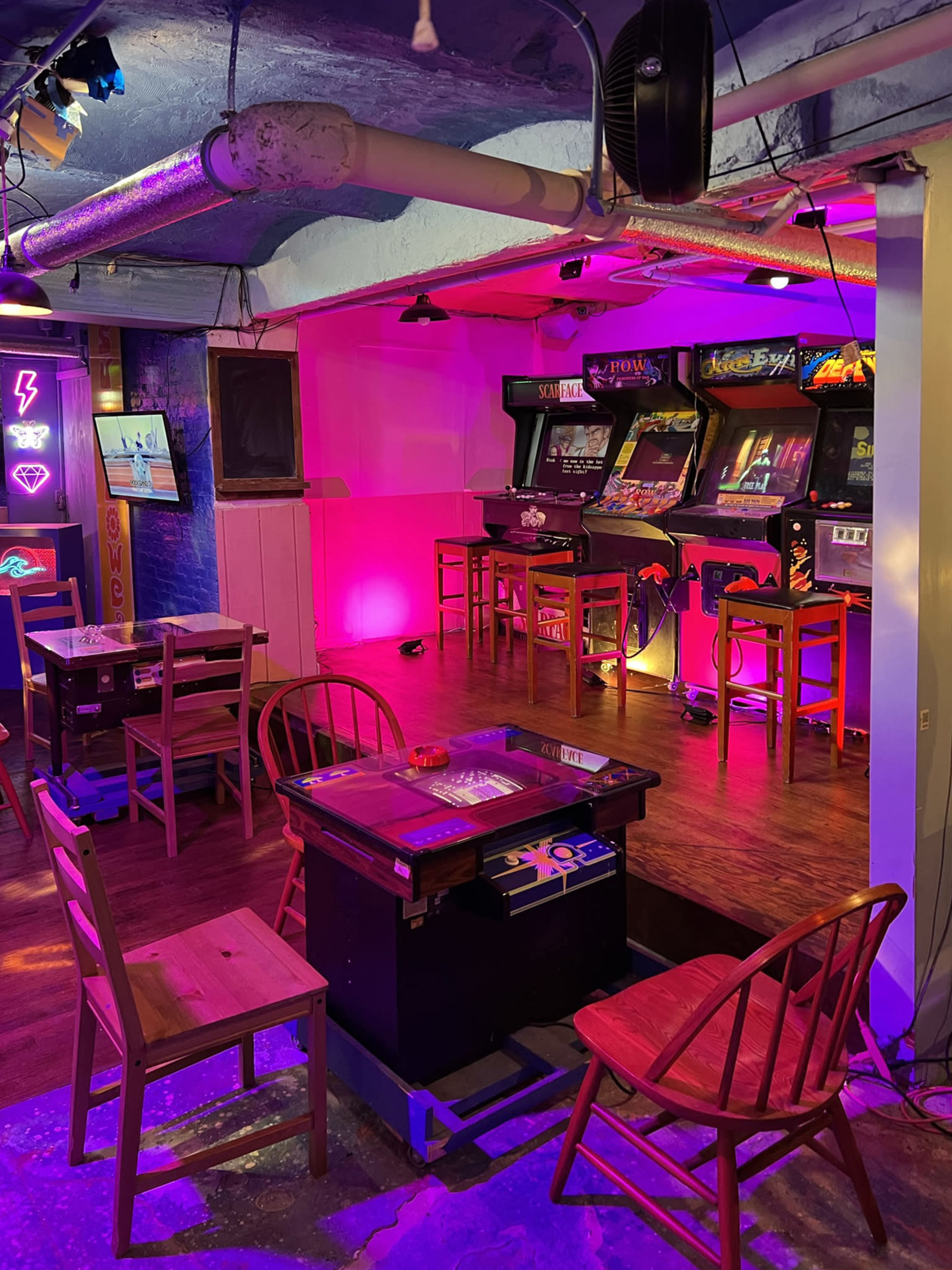 1980s Video Game Arcade Lounge, New York, NY, Production