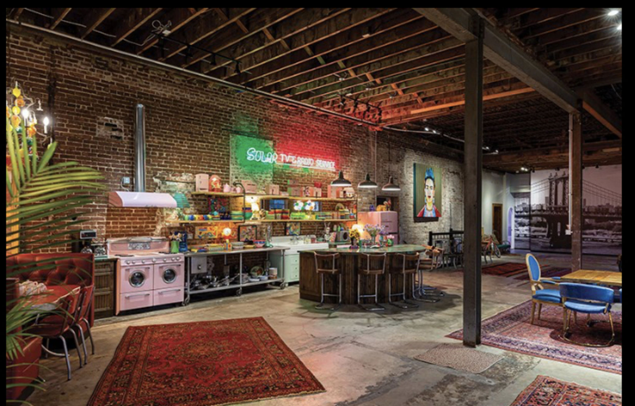 rangle Medic Ministerium Eclectic Bohemian Loft with 6 Eclectic Bathrooms and 3 Themed Bedrooms, St.  Louis, MO | Off-Site | Peerspace