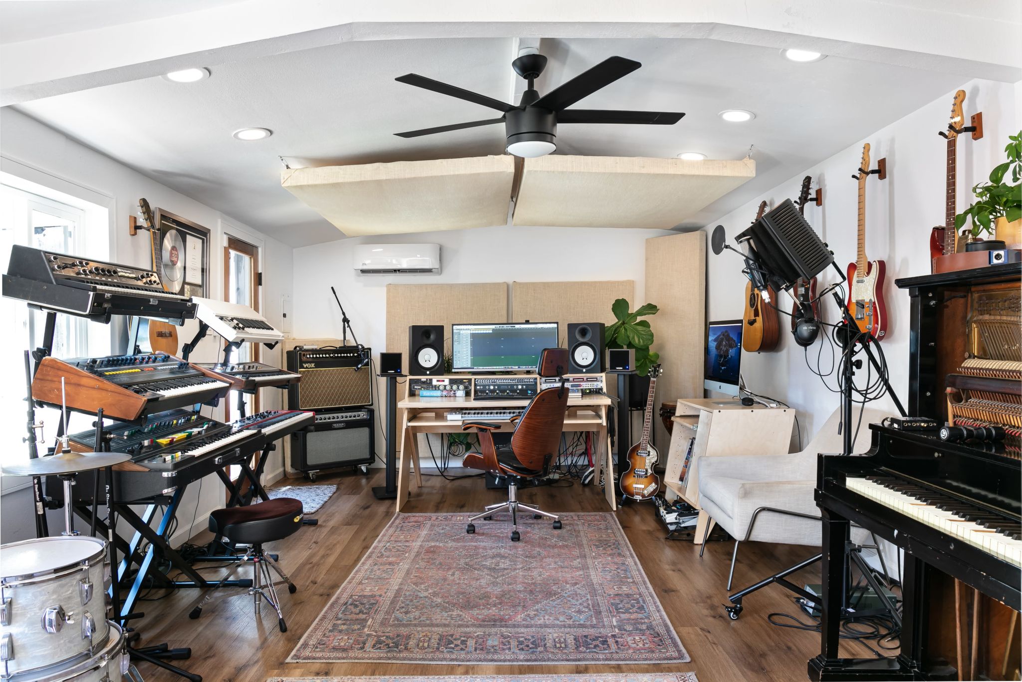 Recording Studio Marilyn Monroe Historic Residence, Van Nuys, CA | Off-Site  | Peerspace