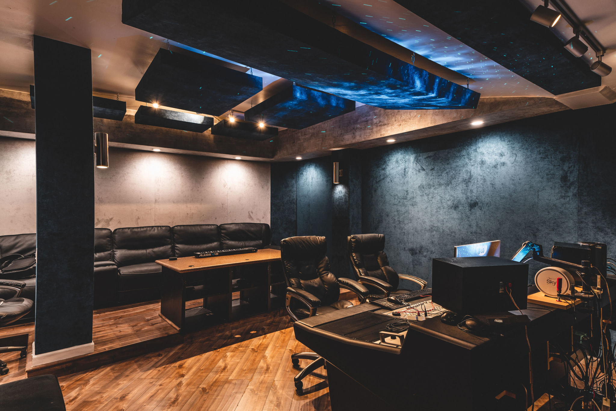 Sleep in a Recording Studio – Robb Report