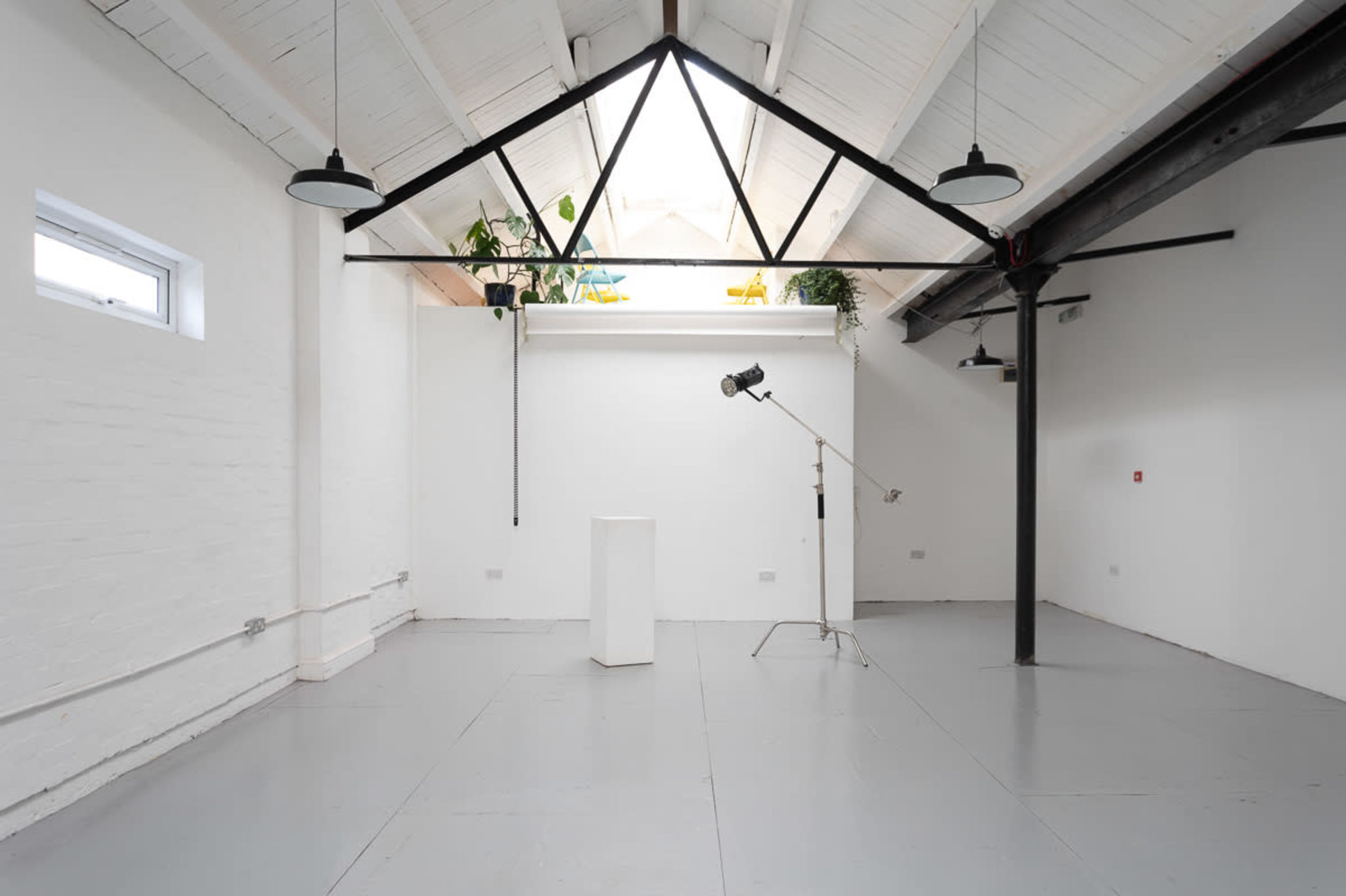 Spacious Light Filled Photo and Video Studio in East London, London |  Production | Peerspace